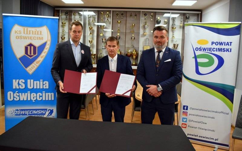 POWIAT. Wsparcie Re-Plast Unii Oświęcim przez Powiat Oświęcimski