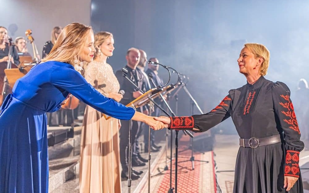 OŚWIĘCIM. Artyści Filharmonii Krakowskiej docenili Muzeum Pamięci Mieszkańców Ziemi Oświęcimskiej