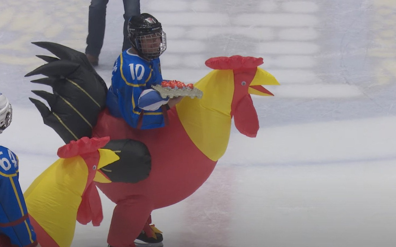 POWIAT. Wielki Charytatywny Mecz Hokejowy na lodowisku w Oświęcimiu