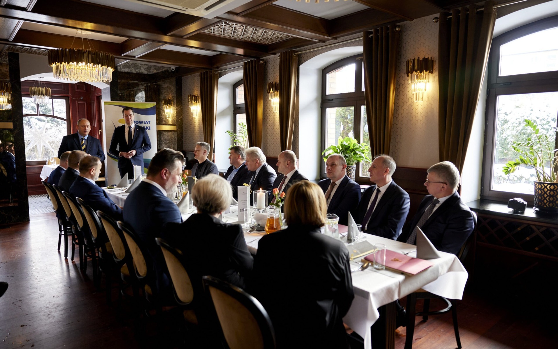 OŚWIĘCIM. Wojewoda spotkał się z samorządowcami z powiatu oświęcimskiego