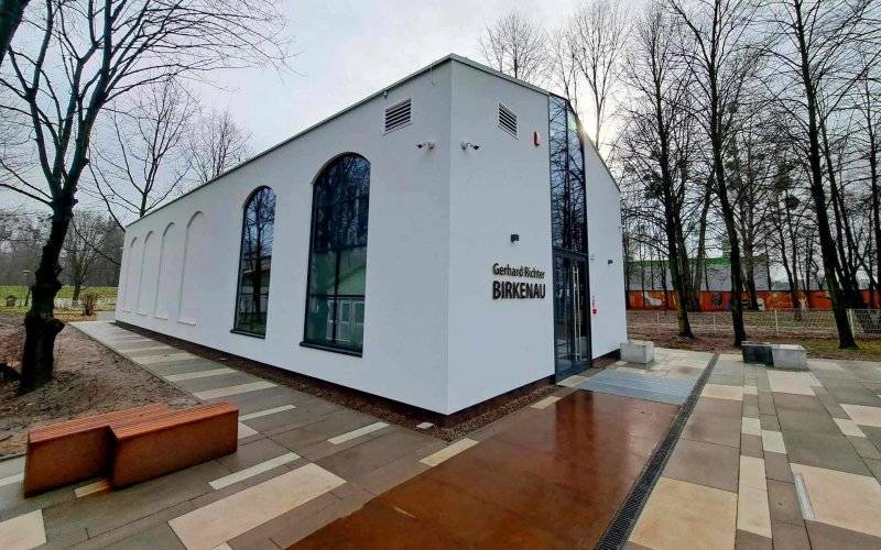 OŚWIĘCIM. Otwarcie budynku wystawowego malarza Gerharda Richtera