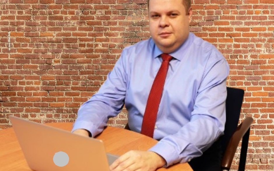 ROZMOWA. O polityce i nie tylko z Jakubem Przewoźnikiem