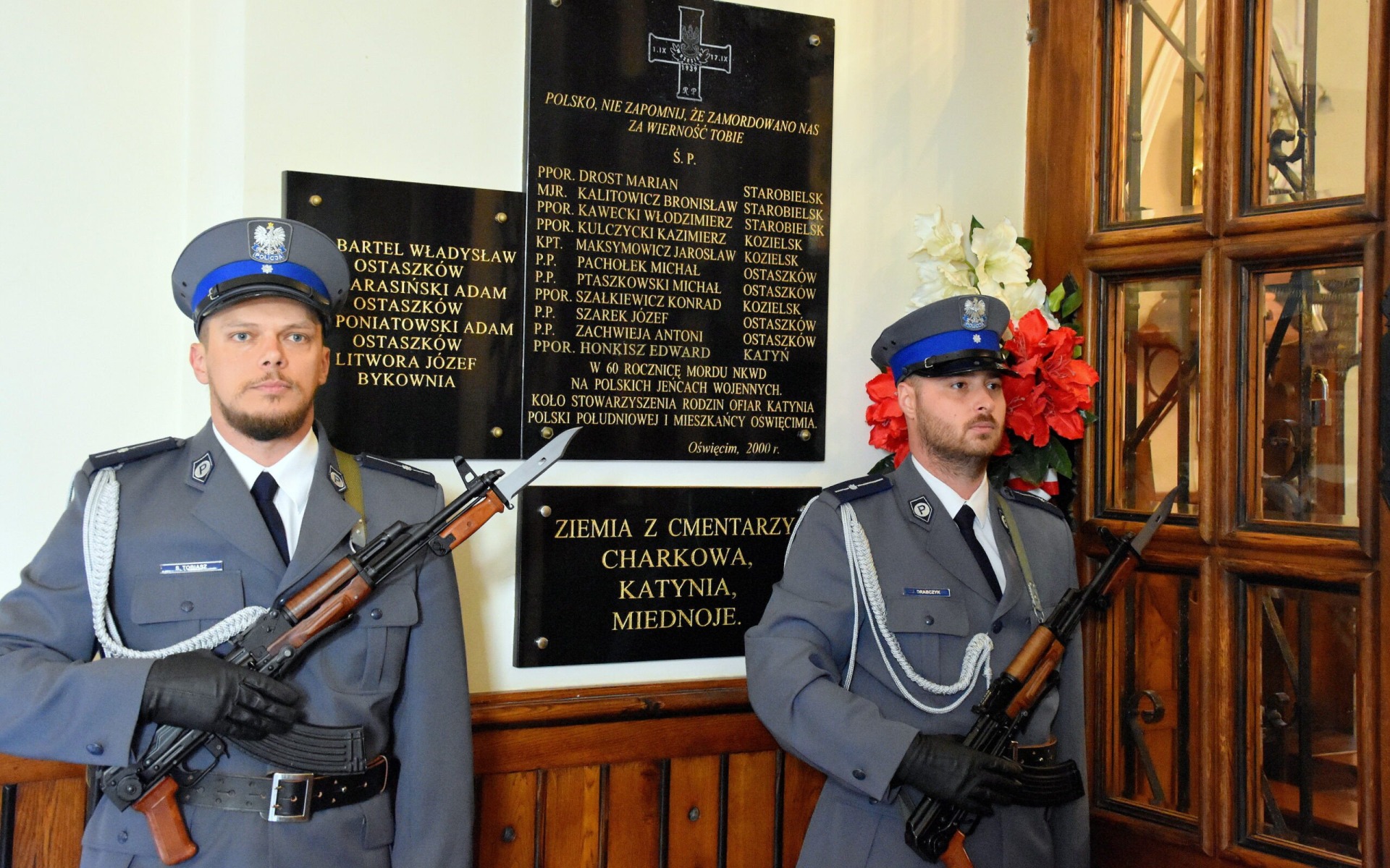 OŚWIĘCIM. 84. rocznica sowieckiej zbrodni na polskich jeńcach wojennych