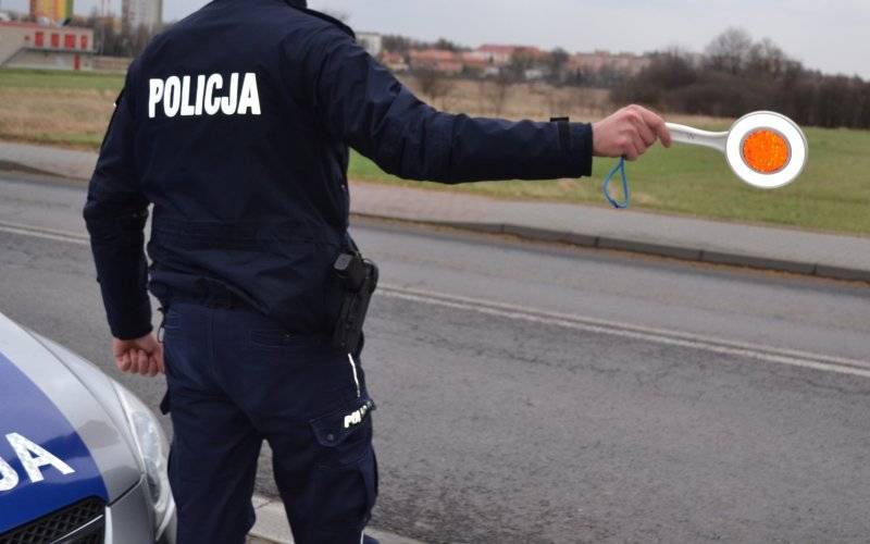 JAWISZOWICE. Kierownica Alfa Romeo miał w organizmie 2,1 promila alkoholu