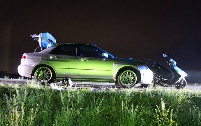 ZASOLE. Kierowca Subaru najechał na kierującego skuterem