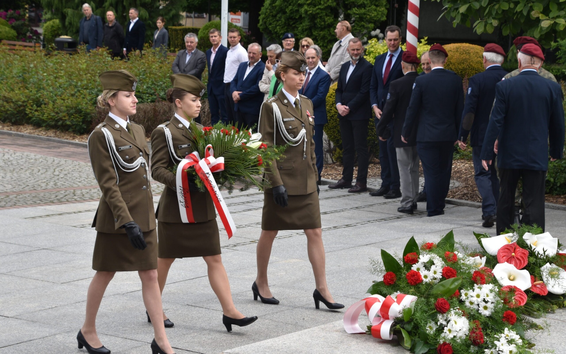 OŚWIĘCIM. Delegacje uczciły 79. rocznicę zakończenia II wojny światowej
