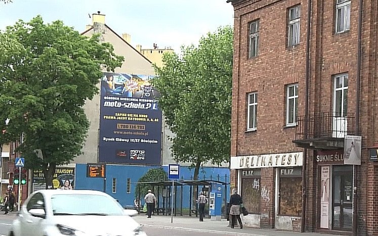 OŚWIĘCIM. Oświęcim porządkuje przestrzeń miejską: Koniec z chaosem reklamowym