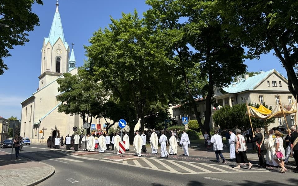 Boże Ciało 2024: Uroczystość Najświętszego Ciała i Krwi Chrystusa w Oświęcimiu