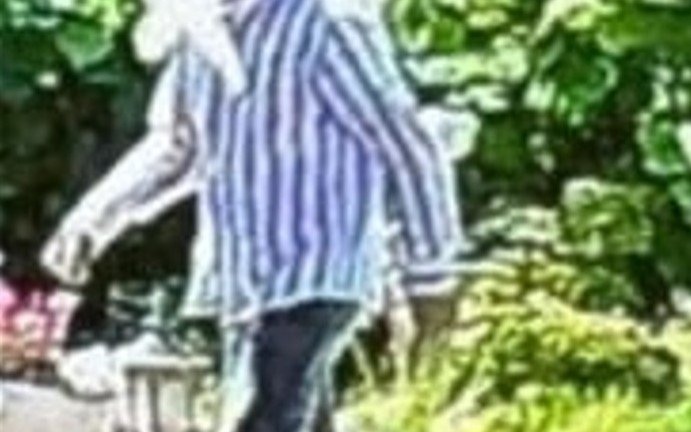 Policjanci z Oświęcimia poszukują oszustów – wyłudzenie pieniędzy