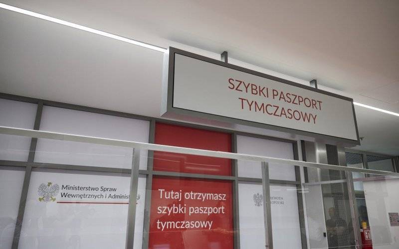 Nowy punkt wydawania paszportów tymczasowych na lotnisku Kraków Airport