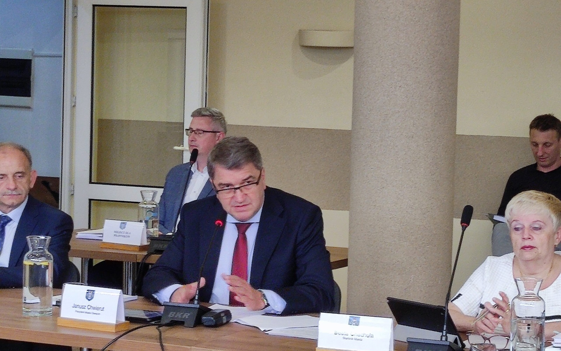 Prezydent Oświęcimia Janusz Chwierut otrzymuje wotum zaufania i absolutorium za 2023 Rok