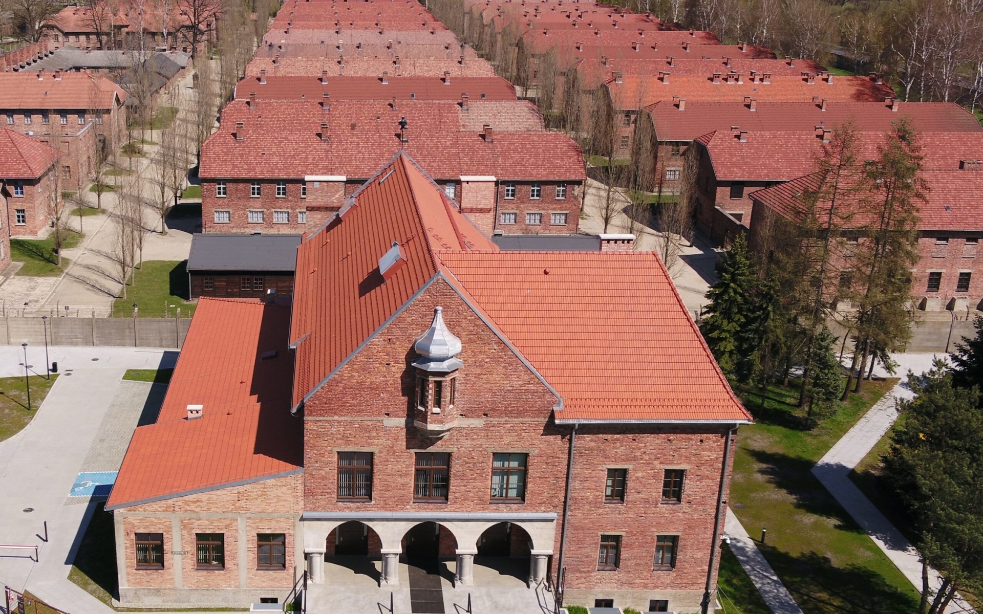 18 lat kierownictwa dr Piotra M. A. Cywińskiego w Muzeum Auschwitz-Birkenau
