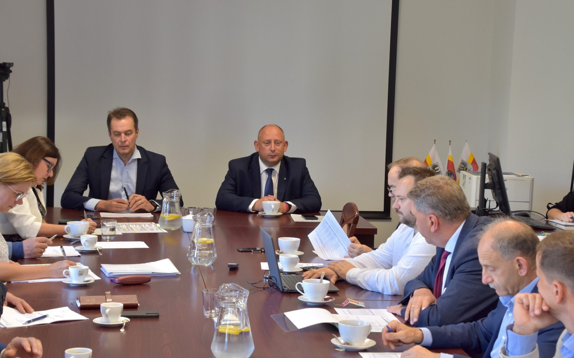 Ponad 90 mln zł wsparcia rządu! Oświęcimskie samorządy ruszają z ambitnym planem inwestycji