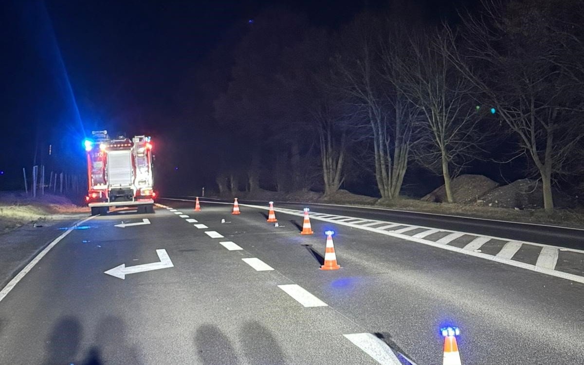 Tragiczny wypadek w Przeciszowie na DK44 – 63-letni pieszy nie przeżył!