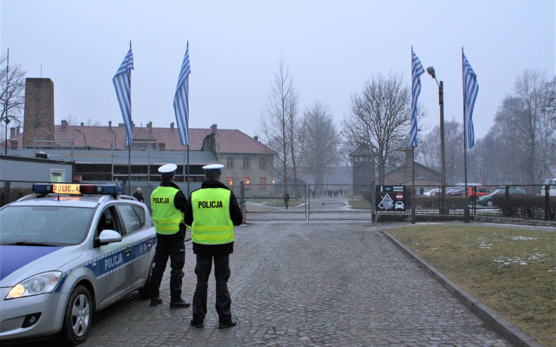 80. rocznica wyzwolenia Auschwitz – obchody i utrudnienia w Oświęcimiu i Brzezince