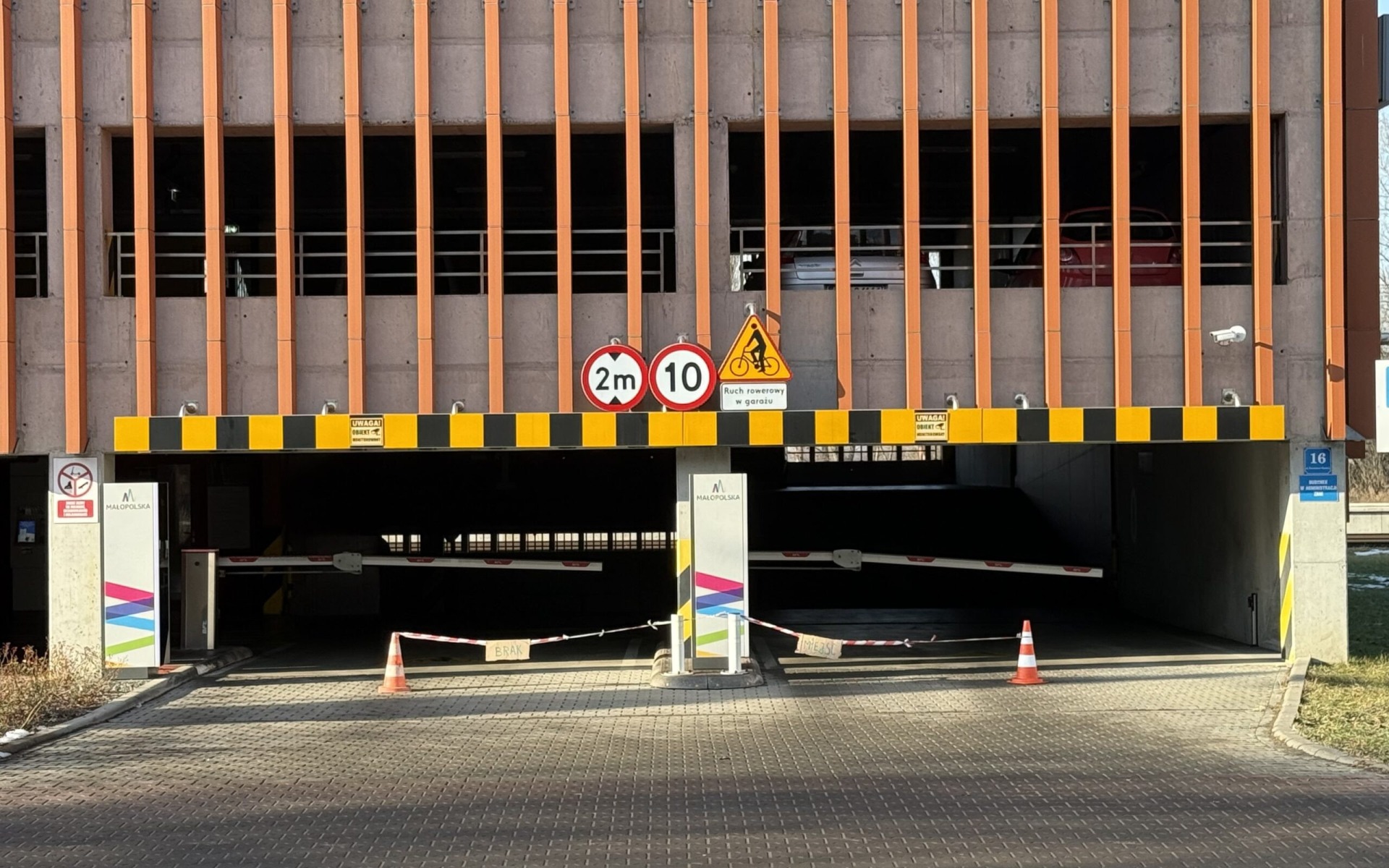 Tajemnicze zamknięcie Park&Ride w Oświęcimiu – mieszkańcy zdezorientowani