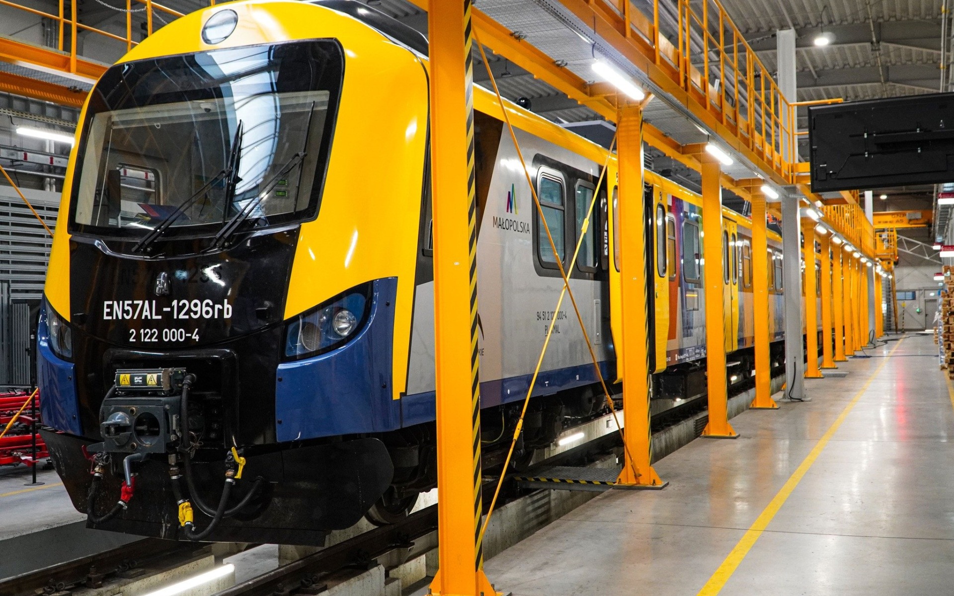 Już wkrótce na torach Małopolski pojawią się nowoczesne, zmodernizowane jednostki EN57AL