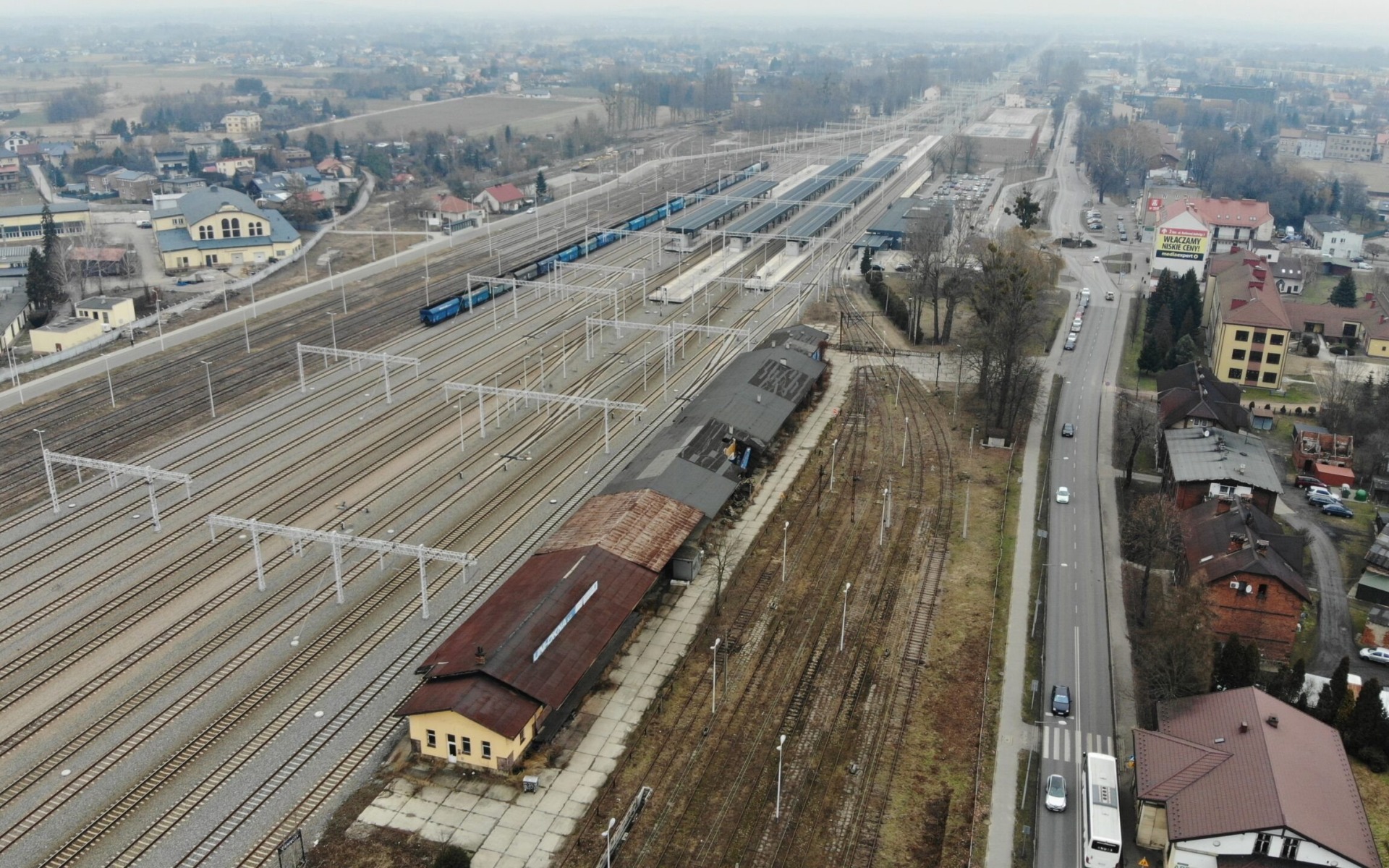 Zmiany w krajobrazie Oświęcimia: stare budynki znikną z przestrzeni dworca kolejowego