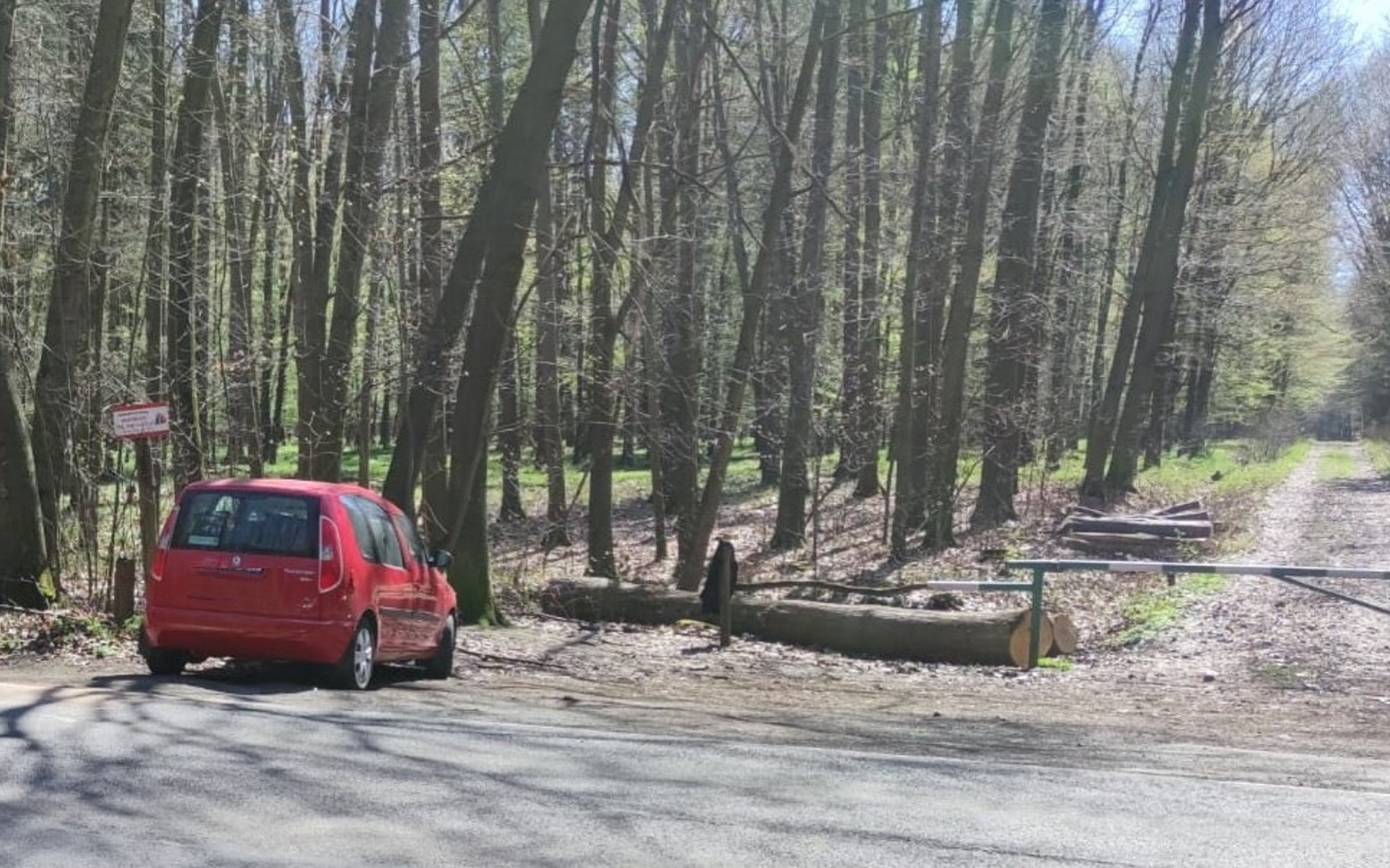 Wypadek w Jawiszowicach. Motocyklista trafił do szpitala
