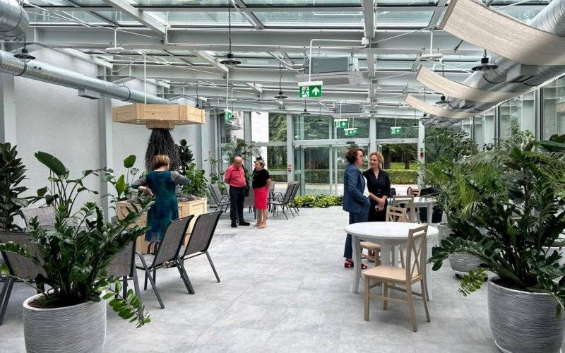 Nowa oranżeria przy PZOL w Grojcu już służy pacjentom