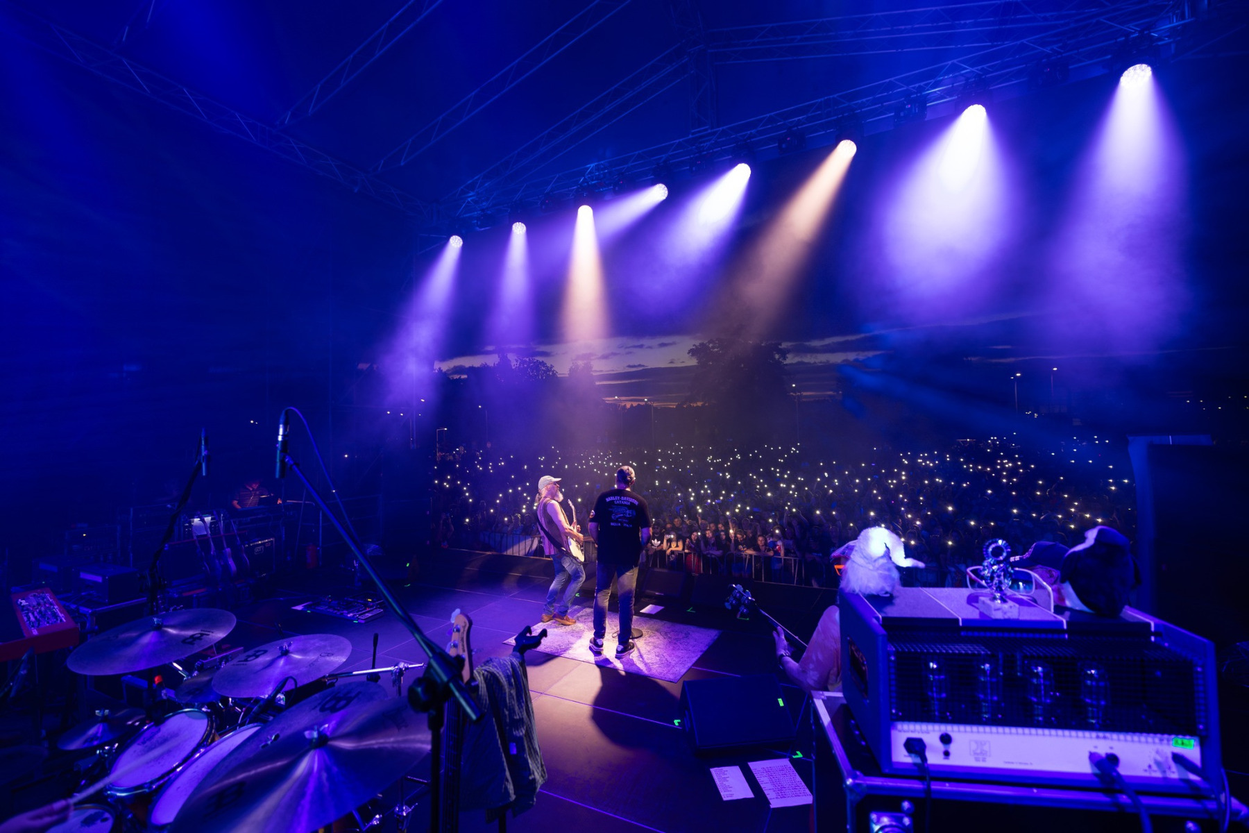 „Whisky”, „Sen o Victorii” i tysiące fanów! Dżem porwał Oświęcim podczas letniego koncertu