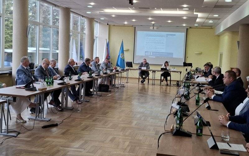 Rok pełen sukcesów? Radni ocenili Chwieruta. Znamy wyniki i liczby!