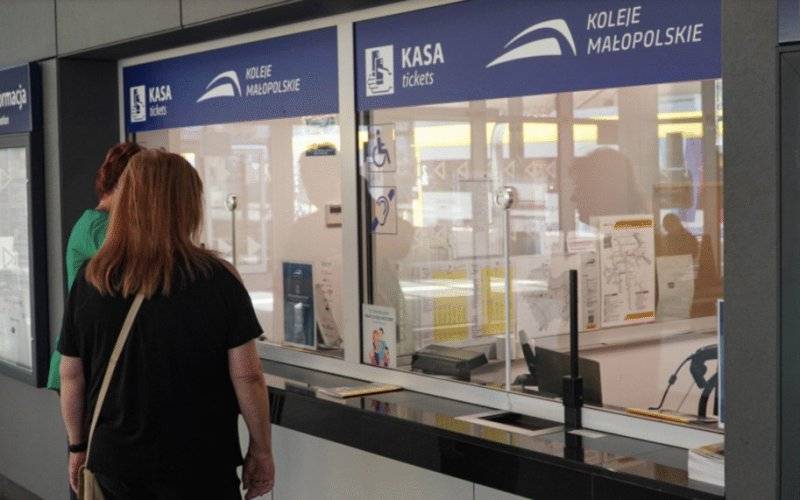 Na dworcu w Oświęcimiu działa druga kasa Kolei Małopolskich. Bilety kupisz szybciej i bez kolejek