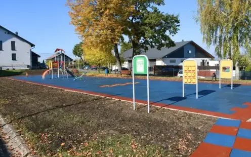 Plac zabaw w Witkowicach wyremontowany!
