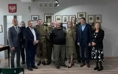 Uroczyste otwarcie wystawy „Na szlaku nadziei”