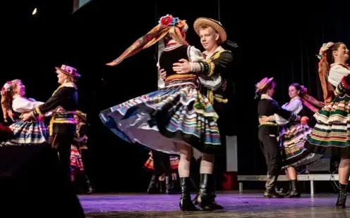 Nowe stroje regionalne dla Zespołu Pieśni i Tańca „Kęty”