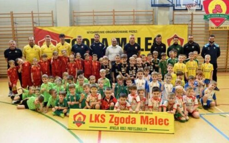 Piłkarskie święto na kęckim OSiRze - 3. edycja Malec Winter Cup 2026
