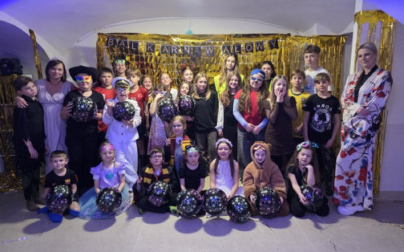 Ferie ze świetlicą w Witkowicach w „Krainie fantazji”