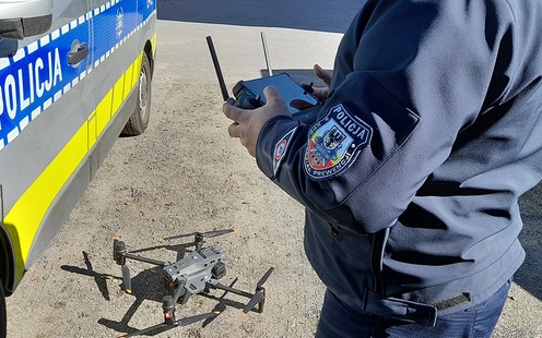 Policyjne żniwa z udziałem drona w gminie Kęty
