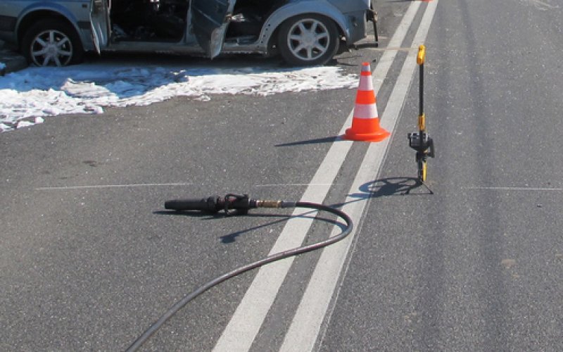 Kolizja z udziałem trzech samochodów osobowych w Nowej Wsi