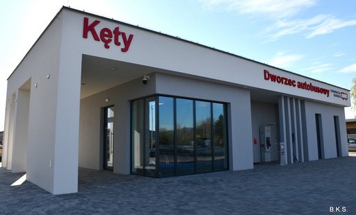 Kasa biletowa Komunikacji Beskidzkiej S.A. powróciła na dworzec w Kętach