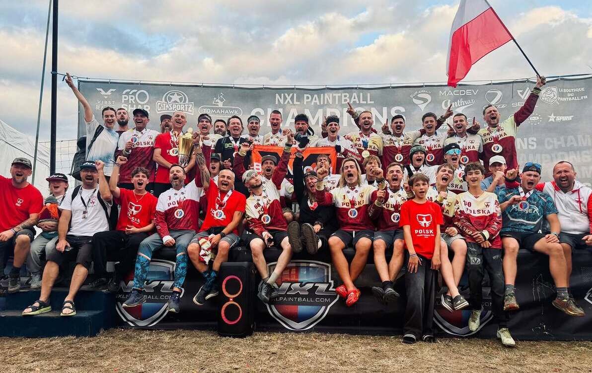 Mistrzowie świata w paintballu - kęczanin Marek Eryk Ożóg w złotej reprezentacji Polski