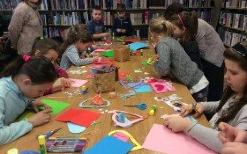 Biblioteka jest fajna!