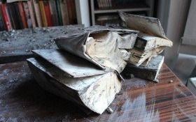 Spłonął księgozbiór - biblioteka prosi o pomoc!