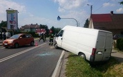 Wypadek na ul. Krakowskiej w Bulowicach. Na szczęście nikt nie ucierpiał.