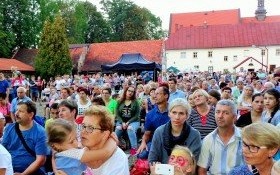 I dla ciała, i dla ducha - tłumy gości na Festynie Franciszkańskim