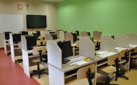 ZSP w Łękach: Sala komputerowa na miarę XXI wieku