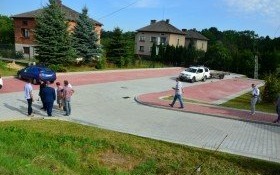 Parking w Bulowicach został odebrany i już może służyć mieszkańcom