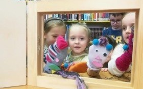 Skarpetkowe zabawy w bibliotece