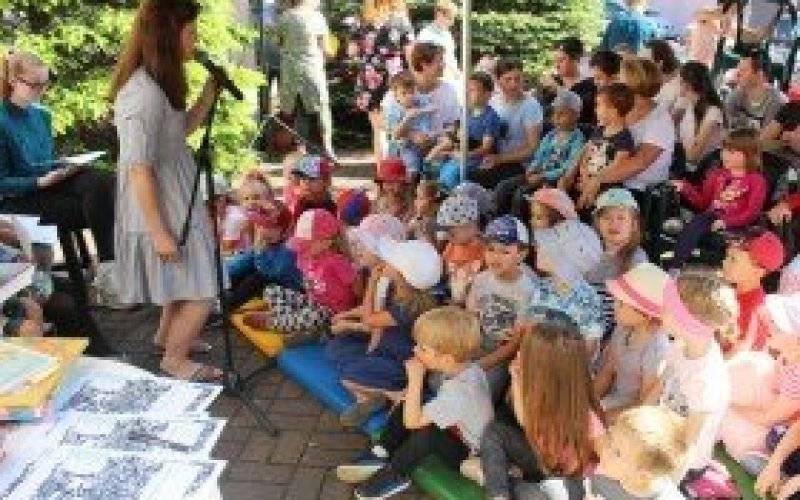 Rozczytane Kęty czyli V Maraton Głośnego Czytania w kęckiej bibliotece