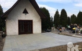 Utwardzenie terenu w obrębie kaplicy cmentarnej w Witkowicach