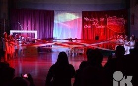 Nauczcie się żyć obok siebie - uroczysta akademia w ZSP w Łękach