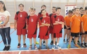 Zawody na Podlesiu – mini piłka siatkowa chłopców