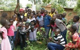 Dzieci z Bulowic pomagają swoim afrykańskim rówieśnikom