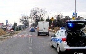 Wypadek na pasach: Dostawczak potrącił 73-latkę