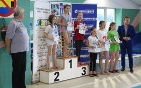 Zawody pływackie kęckiego UKS "Sokół"